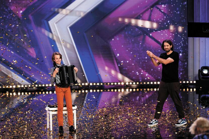 Po występie Miłosza Bachonko jeden z prowadzących program „Mam Talent” – Michał Kempa – użył złotego przycisku 