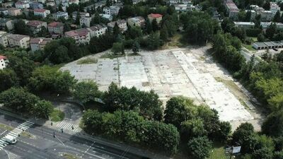 Nowy plan, zgodnie z oczekiwaniami dewelopera, przeznacza to miejsce pod zabudowę wielorodzinną i usługową