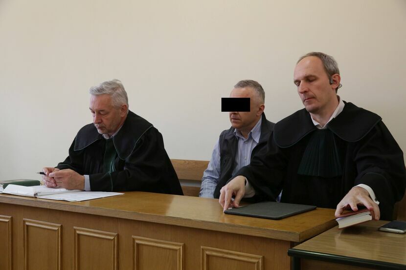 Grzegorz T. na sali sądowej. Przebieg procesu został w całości utajniony
