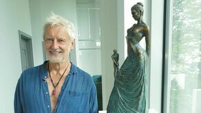 Wybieram tematy trudne, które mnie przerastają, bo tylko w ten sposób możemy się rozwijać. Jak gramy w tenisa ze słabszym od siebie to się niczego nie nauczymy. Staram się, żeby to co robię, było moją pasją – mówi Rafał Olbiński.