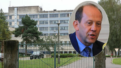 Piotr Rybak nadal cieszy się zaufaniem zarządu powiatu puławskiego i ma duże szanse na 
nową kadencję. Kłopot w tym, że do rozstrzygnięcia konkursu przepisy wymagają co najmniej 
dwóch kandydatów.