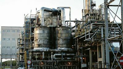 Instalacje produkujące nawozy od środy znów pracują. Decyzja o wznowieniu produkcji maleminy i kaprolaktamu jeszcze nie zapadła