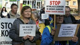 Wśród protestujących były całe rodziny, często również z dziećmi. Pojawiło się też bardzo wiele młodych osób