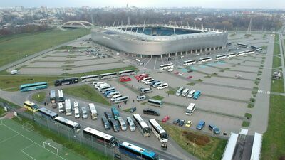 Nie będzie już można parkować bez opłat przy stadionie Arena Lublin