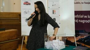 8 310 osób wzięło udział w loterii podatkowej organizowanej przez władze Lublina. Na zdjęciu tegoroczne losowanie