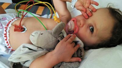 Emilka otrzymała 10 punktów w skali Apgar. Ale już po chwili zaczęła się walka o jej życie