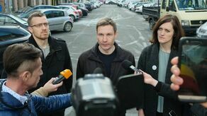 W środku Szymon Pietrasiewicz