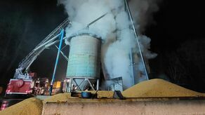 Pożar silosa do suszenia zboża. Prawie 6 godzin walki z ogniem