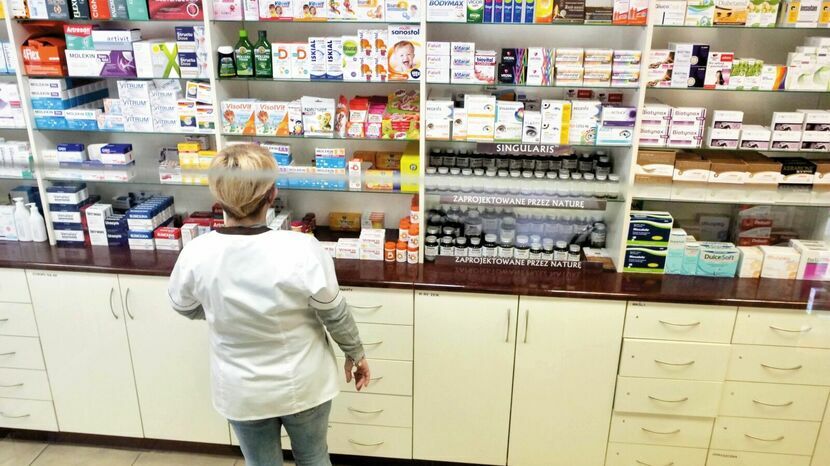 W Polsce do użytku jest dopuszczonych ok. 16 tys. produktów leczniczych i ponad 55 tys. leków