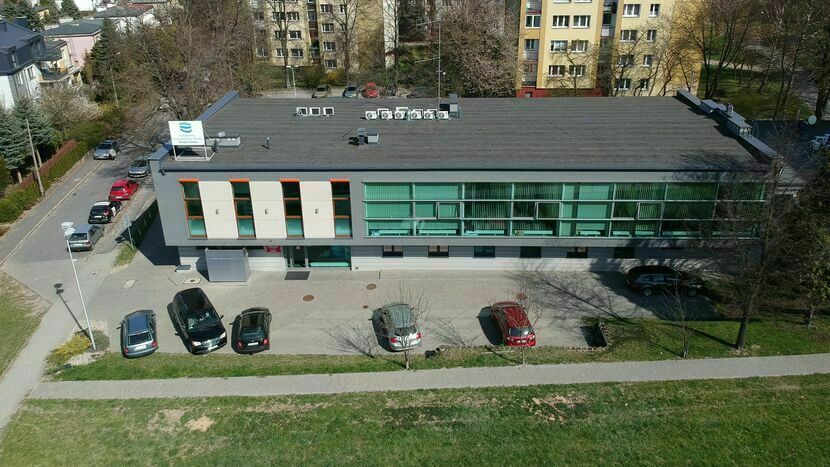 Teren z budynkiem dawnej centrali telefonicznej przy ul. Leszka Czarnego także ma otrzymać nowy plan zagospodarowania