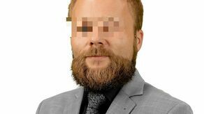 Krzysztof Ż. radny miejski klubu Prawa i Sprawiedliwości oraz urzędnik powiatowego starostwa przyznał się do zarzutu posiadania znacznej ilości środków odurzających