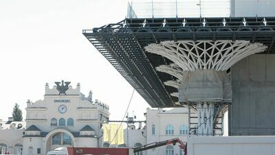 Wykonawca obiektu powinien skończyć jego budowę do 28 lutego, ale Budimex już sygnalizuje miastu, że ma problemy z dostawą materiałów i niezbędnego sprzętu i to „może wpłynąć na termin zakończenia budowy”