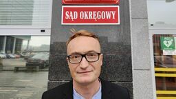 Sąd Okręgowy w Lublinie potwierdził, że Kamil Kulig (na zdjęciu) miał prawo do krytycznego przedstawienia poczynań starosty łęczyńskiego Krzysztofa Niewiadomskiego. – Pozew odebrałem jako próbę kneblowania ust prasie – mówi dziennikarz "Wspólnoty Łęczyńskiej".