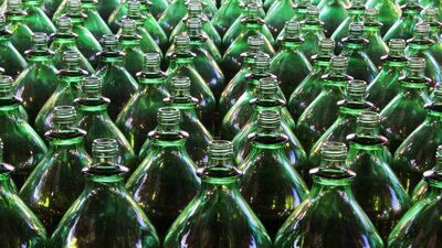 Producenci wody w plasitku chcą szybkich zmian. Apelują o system kaucyjny