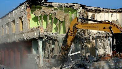 Z komendy straży pożarnej w Puławach już niewiele zostało [zdjęcia, wideo]