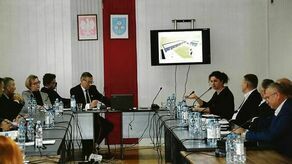 Na ostatniej sesji za przedszkolem zagłosowało tylko 5 radnych, a przeciw było 7. Wójt zapowiada, że nie składa broni