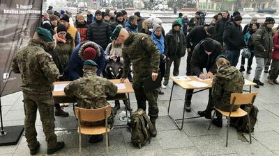 Kucharka i biznesmen z USA sami poszli w kamasze. Zdjęcia