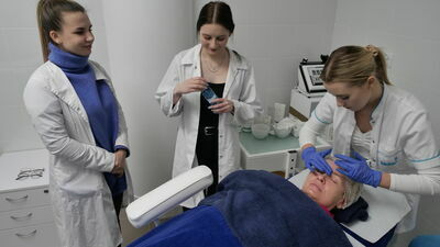 Zabiegi będą przeprowadzali studenci, ale pod czujnym okiem profesjonalnych kosmetologów