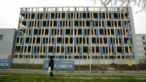 Budowa parkingu na 793 samochody mocno się przedłuża