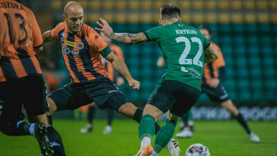 Sierhij Krykun był bardzo aktywny w meczu z Chrobrym, ale ani on ani jego koledzy nie znaleźli drogi do bramki rywala

