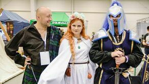 Na takie imprezy przychodzą także cosplayowcy
