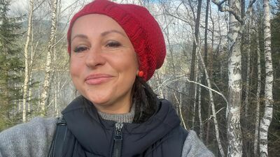 Maja Wolny podczas podróży po Rosji