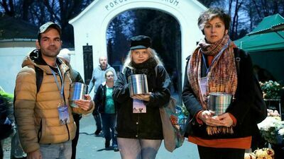 Udało się odnowić 300 zabytków. W kwestę cmentarną włączyli się też dziennikarze Dziennika Wschodniego