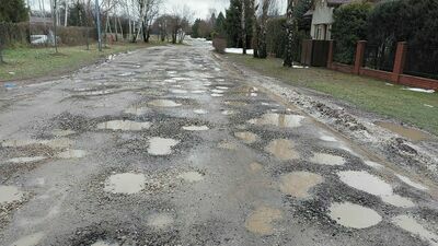 W takim stanie jest obecnie ul. Jacyny-Onyszkiewicza
