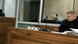 Oskarżonemu grozi dożywocie. Cały czas przebywa za kratkami. Kolejny termin rozprawy wyznaczony został na styczeń 2023 roku.