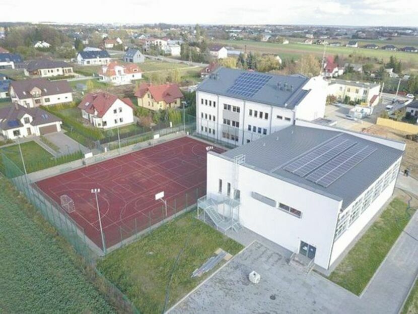 Podmiejskie gminy, takie jak Głusk, przeżywają dynamiczny rozwój. Rozbudowana szkoła w Kalinówce już nie wystarcza 