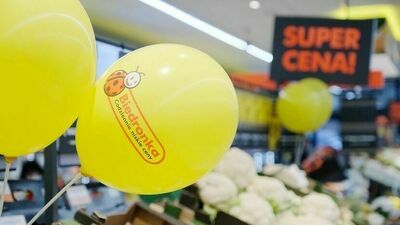 Zarobki w Biedronce. O tyle w styczniu wzrosną wynagrodzenia