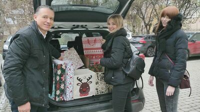 Pracowników lubelskiej firmy Britenet do kupna mikołajowych prezentów nie trzeba było zachęcać