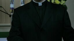 Ksiądz odprawiał niedzielną mszę. Nawet nie wiedział, co się dzieje na plebanii