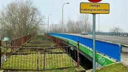 Most po kolejce wąskotorowej