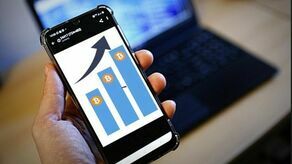 Fałszywy wnuczek: Babcia! Mieliśmy wypadek...