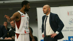 Polski Cukier Start – PGE Spójnia Stargard 85:94. Zmienili zawodnika, ale nie styl