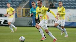 Rafał Król w tym sezonie ma już na swoim koncie po sześć: goli i asyt

