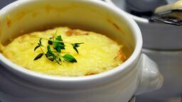 Coś na obiad? Cebulowa z Goraja, chrzanowa z Roztocza i kapuśniak z Konopnicy. Przepisy