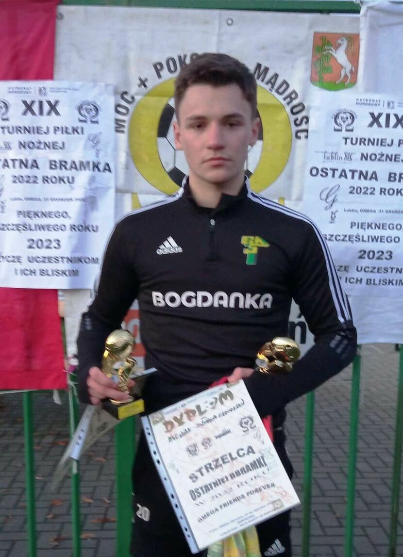 Michał Szałachowski strzelił ostatnią bramkę w 2022 roku w rozgrywkach TKKF OMEGA<br />
<br />
