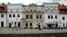 Radni pomogą województwu. Pieniądze na chodnik i przejście