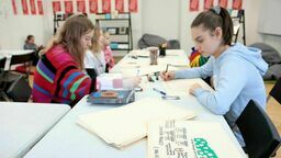 Ferie 2023. Mali odkrywcy tajemnic starych fotografii