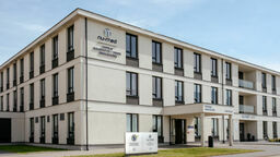 Zamojski NU-MED to nowoczesny budynek w bezpośrednim sąsiedztwie szpitala „papieskiego”.