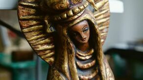 Kazimierz Dolny: Pół tony pamiątek po Kuncewiczach. Przyleciały wojskowym transportem z USA