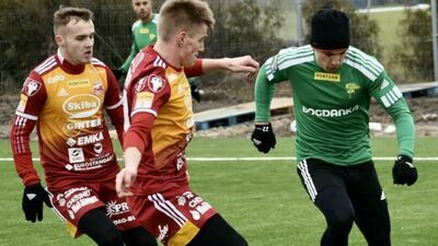 Piłkarze Górnika Łęczna na zakończenie zgrupowania w Opalenicy ulegli Chojniczance Chojnice

