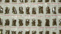 Efekt policyjnej interwencji: marihuana stanęła mu w gardle