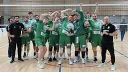 Lider ChKS Chełm w okrojonym składzie pokonał na wyjeździe Spartę Wrocław. 
