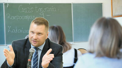 Nowy rok, nowa szkoła. Co czeka uczniów i nauczycieli?