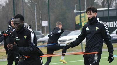 Górnik Łęczna w okresie przygotowawczym trenuje między innymi na boisku w Lubartowie