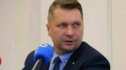 Willa plus. Przemysław Czarnek tłumaczy się z milionowych dotacji i zapowiada akcję odwetową