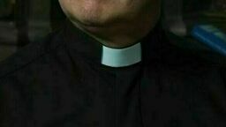 Ksiądz nagrywał mężczyznę w toalecie w galerii handlowej. Jest decyzja biskupa